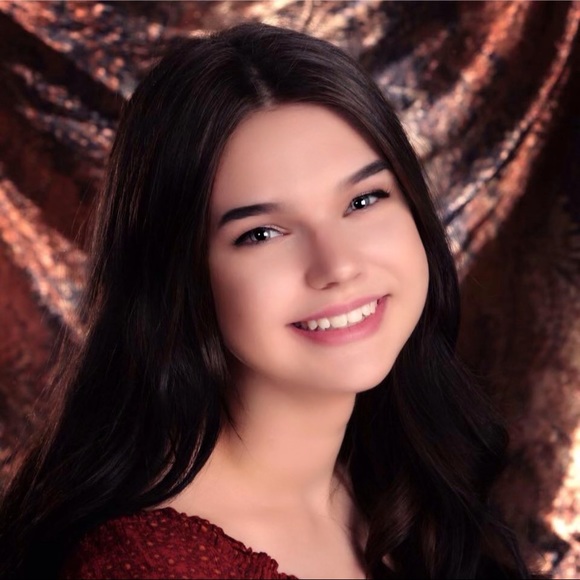 Meet your Posher, Katherine - Picture 1 of 1